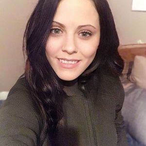 Meet your Posher, Carla